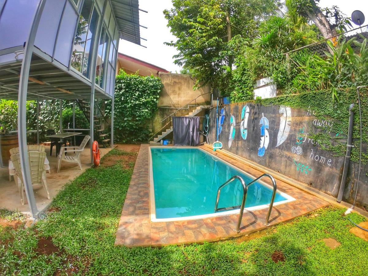 Anne'S Maisonnette Galle Exterior photo