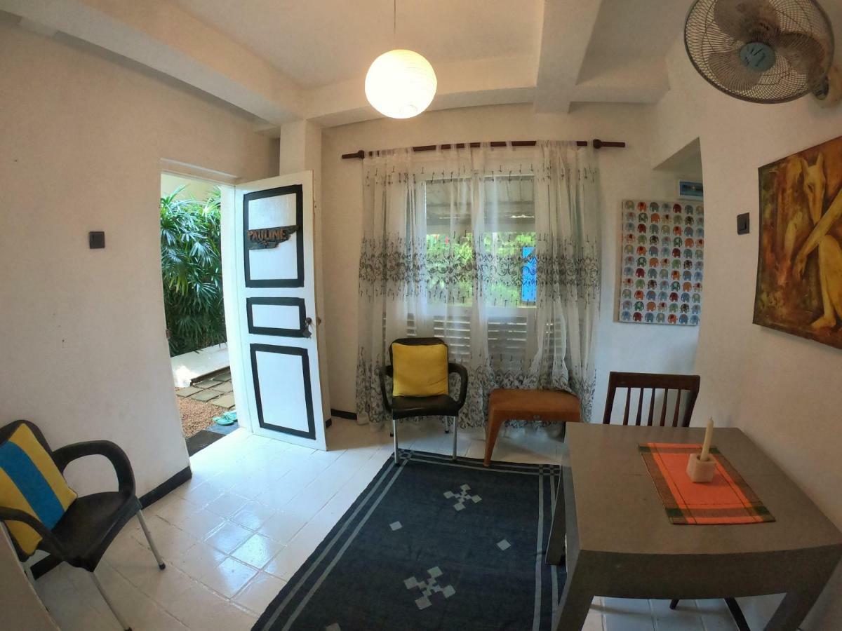 Anne'S Maisonnette Galle Exterior photo
